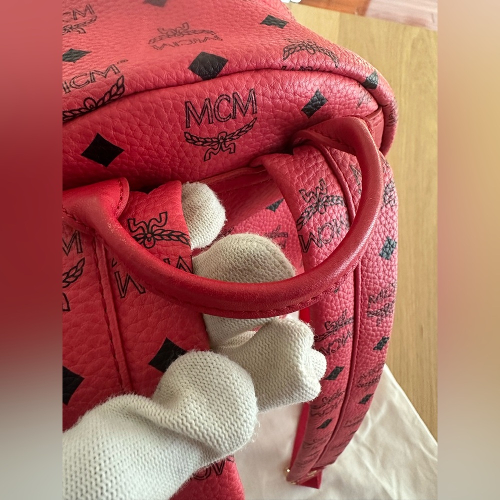 Mcm pink backpack with dust bag - Picture 6 of 16